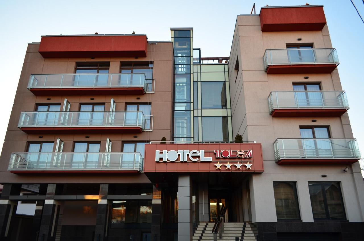 Hotel Tolea Targoviste Exterior foto